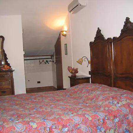 Alloggio per agriturismo Agriturismo La Rossa *