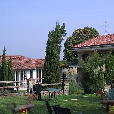 Κατάλυμα σε φάρμα La Rossa